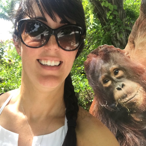 Meet your Posher, Stephanie - Picture 1 of 1